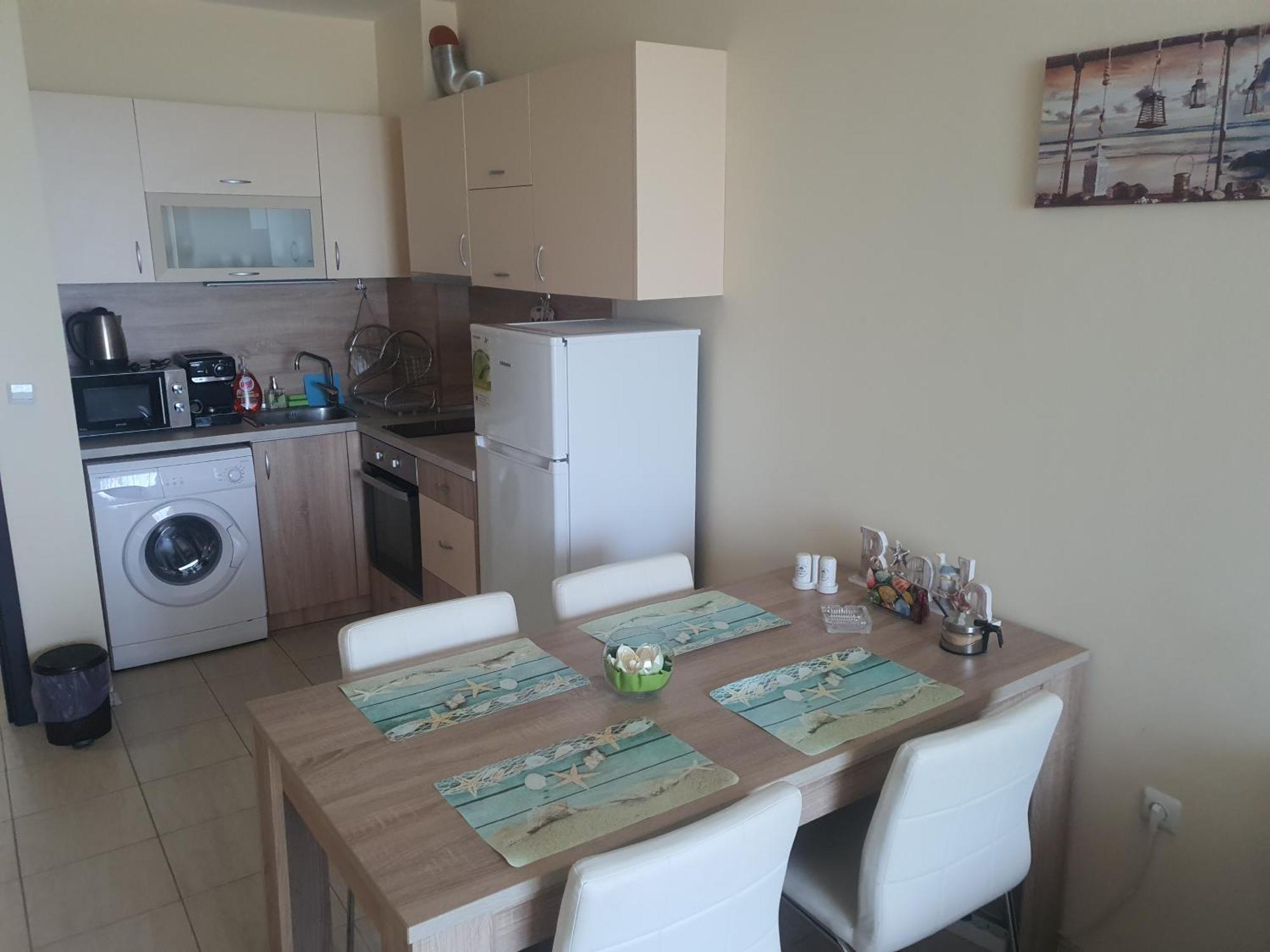 Apartmán Таня 8 Pomorie Exteriér fotografie